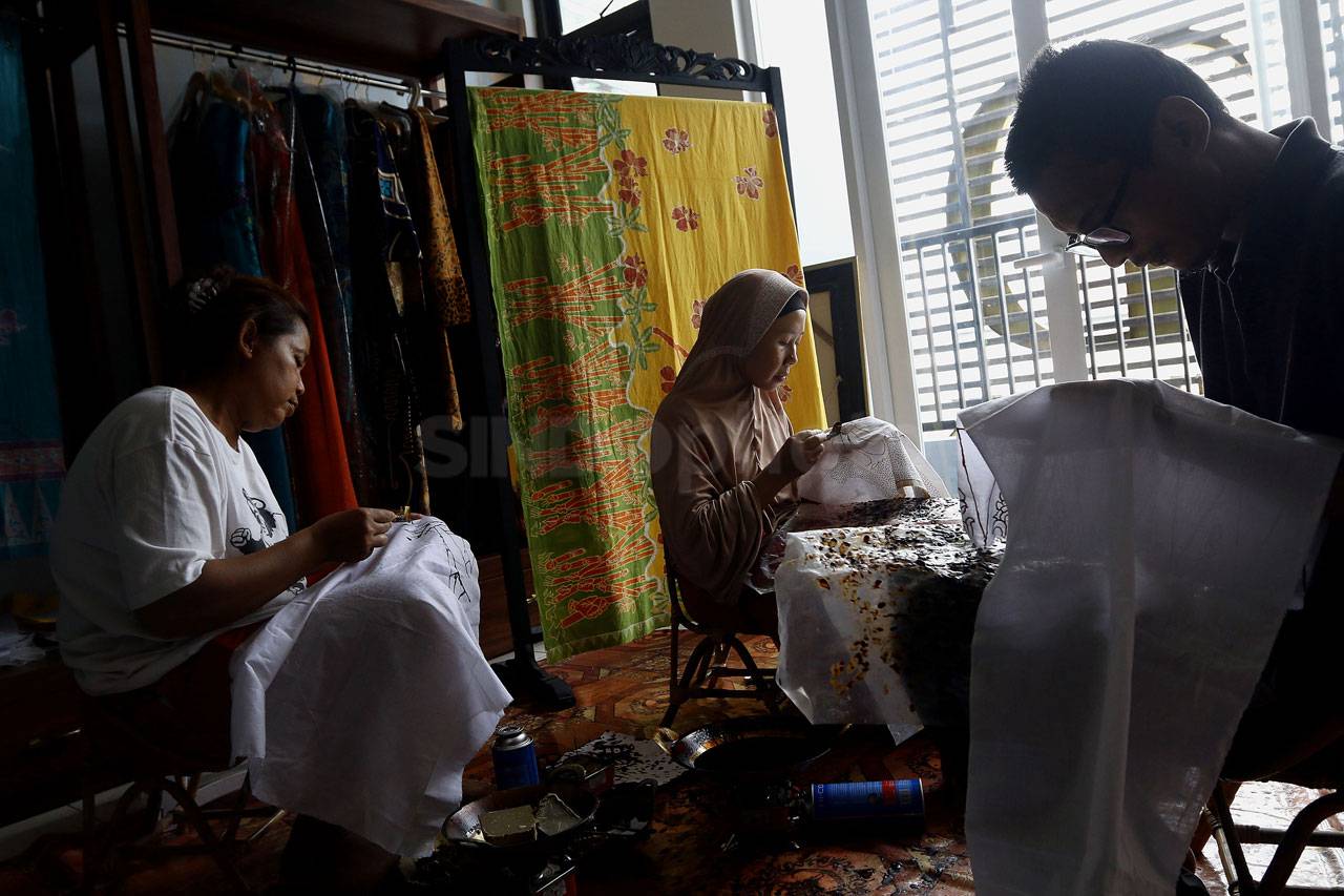 Pembuatan Batik Khas...