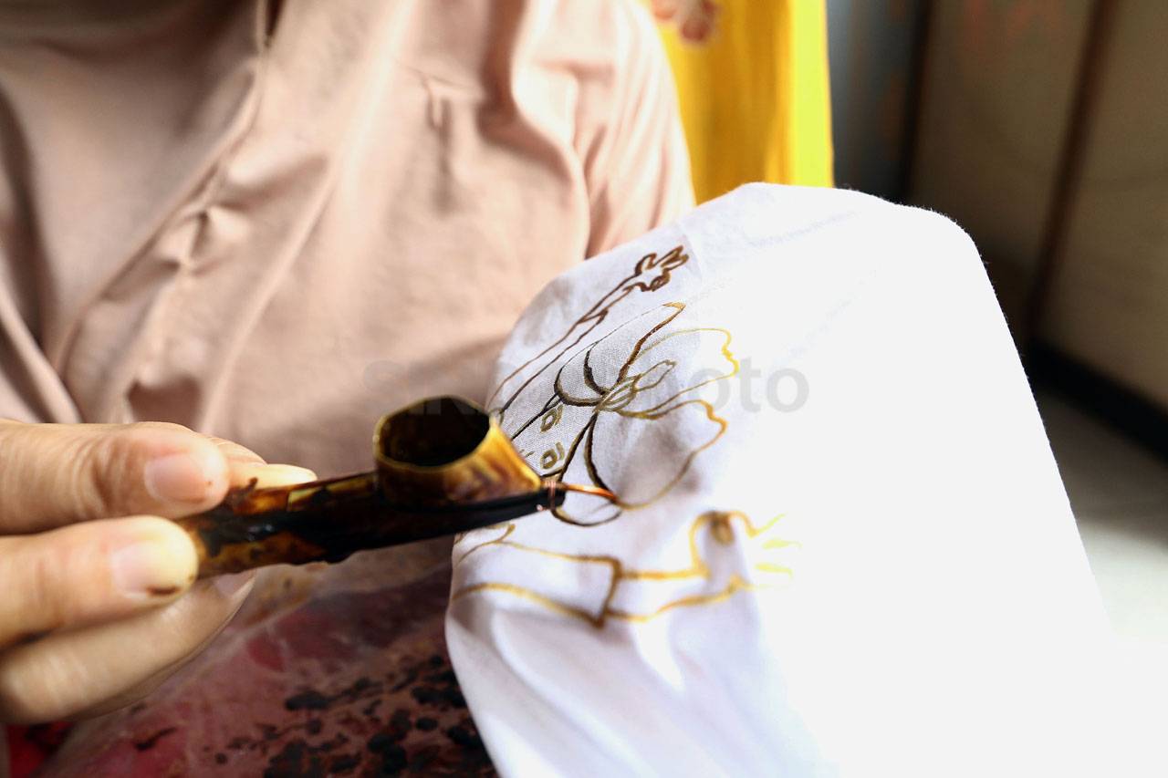 Pembuatan Batik Khas...