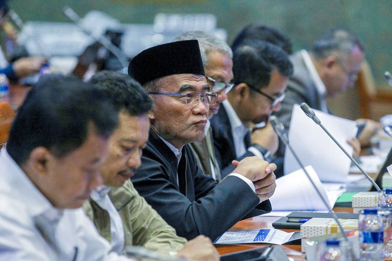 Mendikbud Raker dengan...
