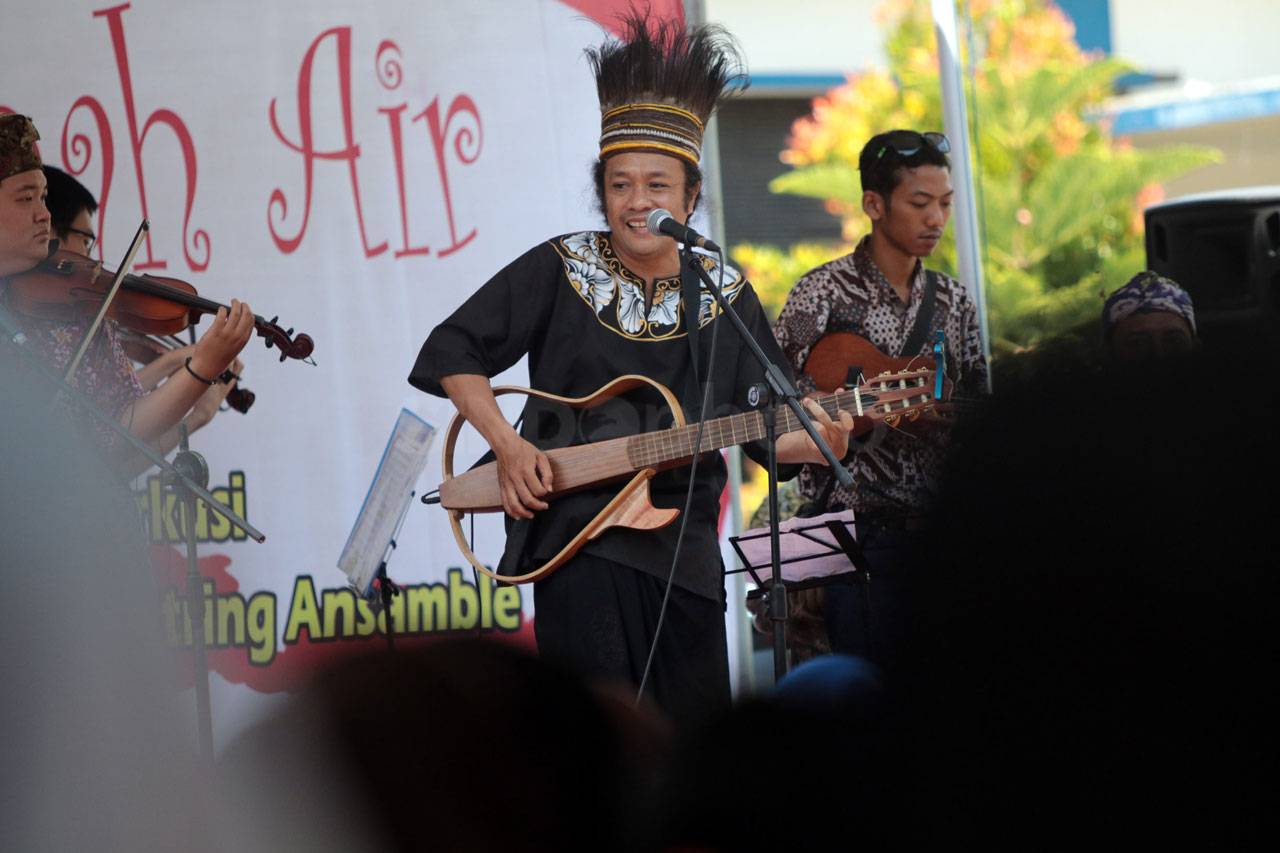 Pelajar di Kabupaten...