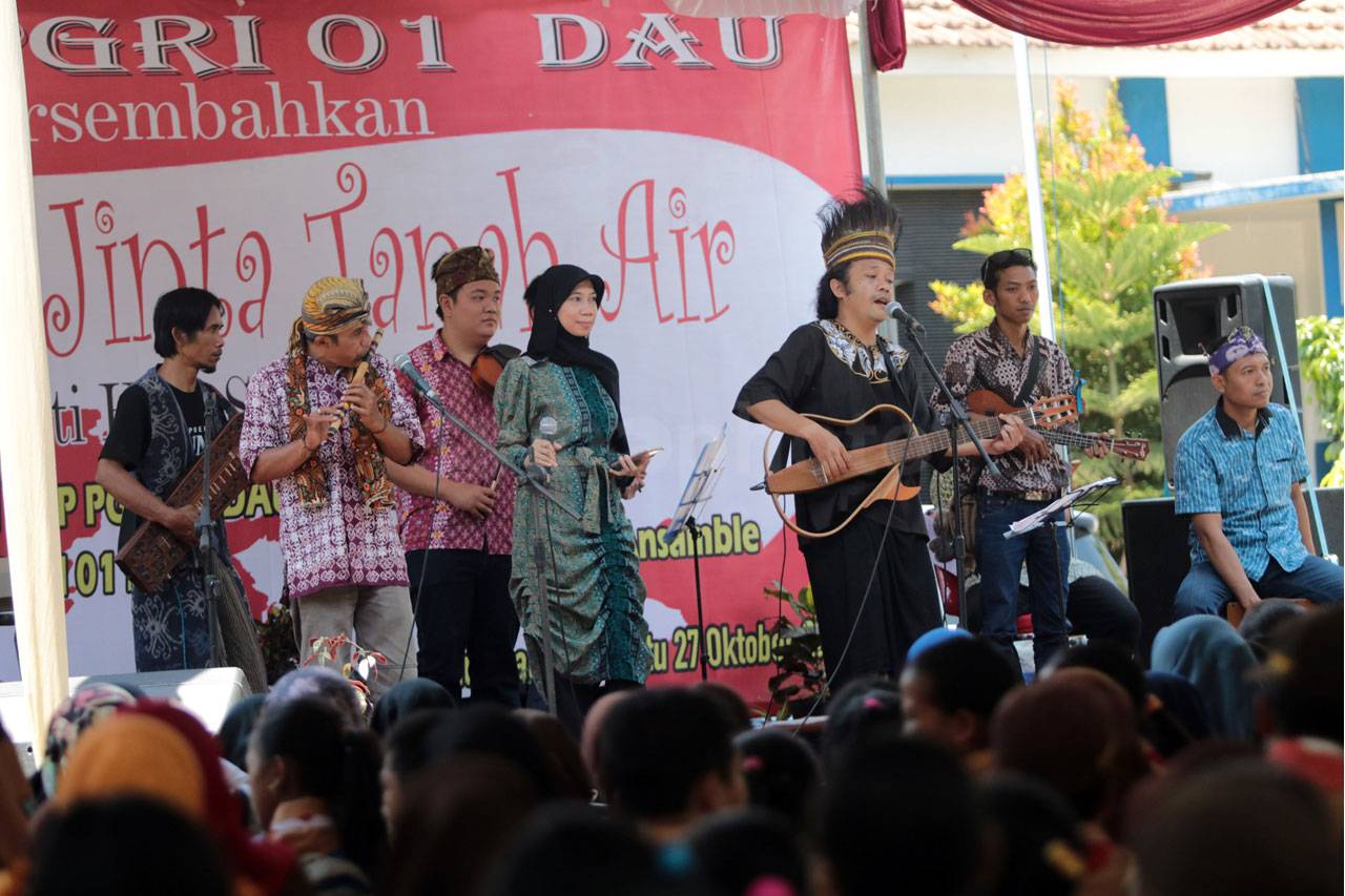 Pelajar di Kabupaten...