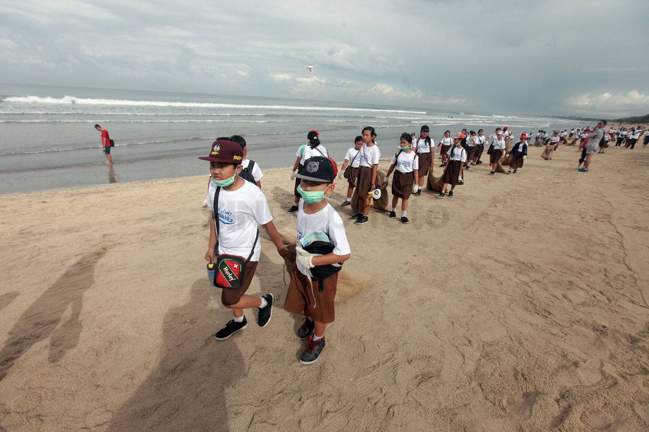 Gerakan Bersih Pantai...