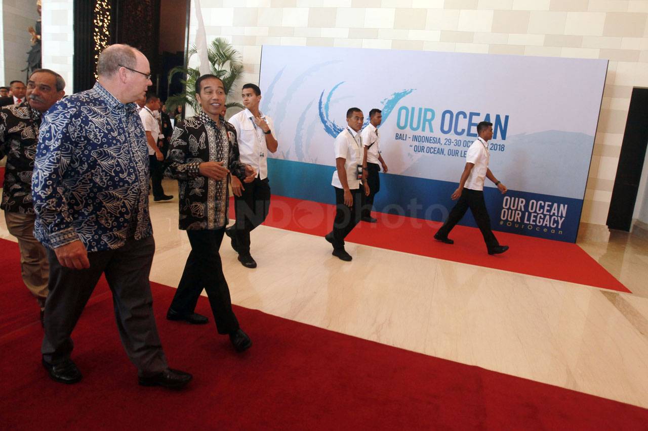 Presiden Jokowi Buka...