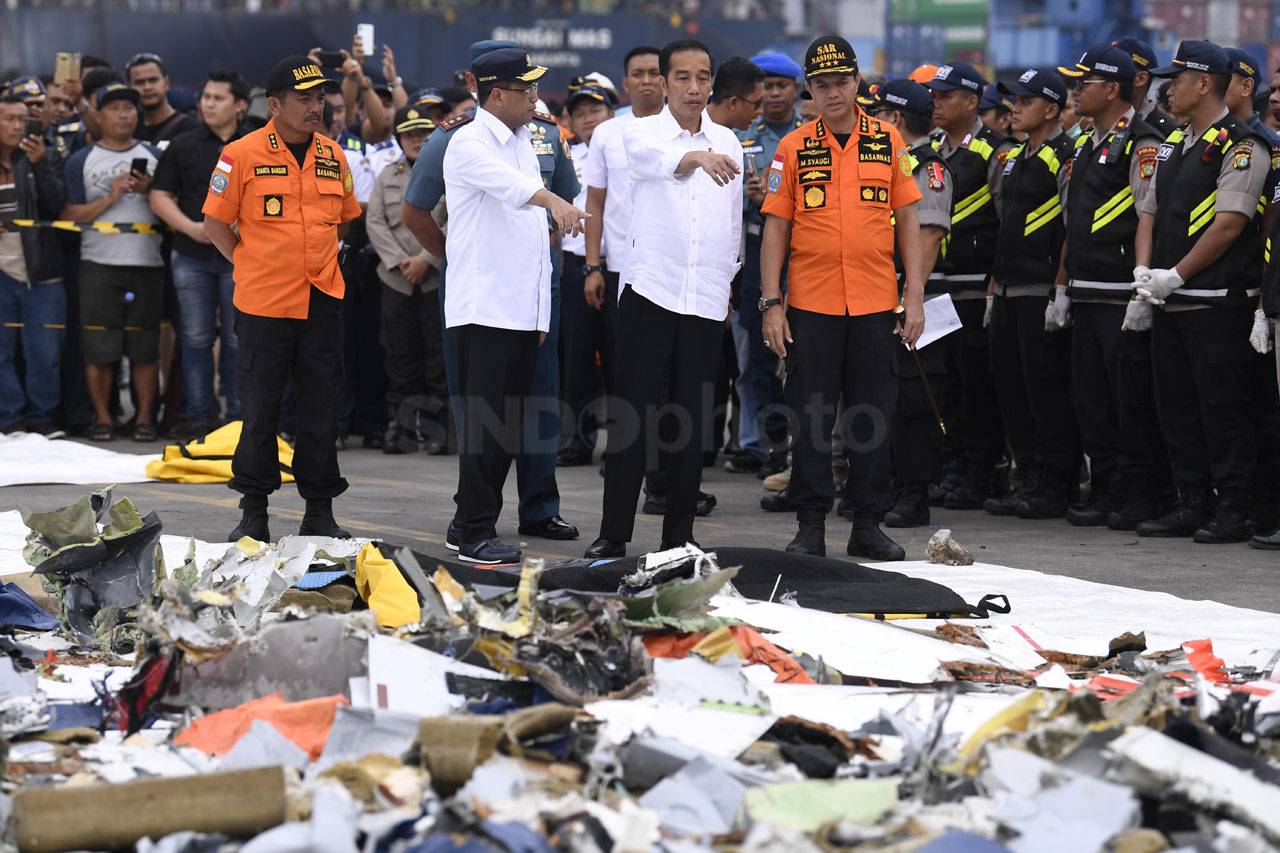 Jokowi Kunjungi Posko...