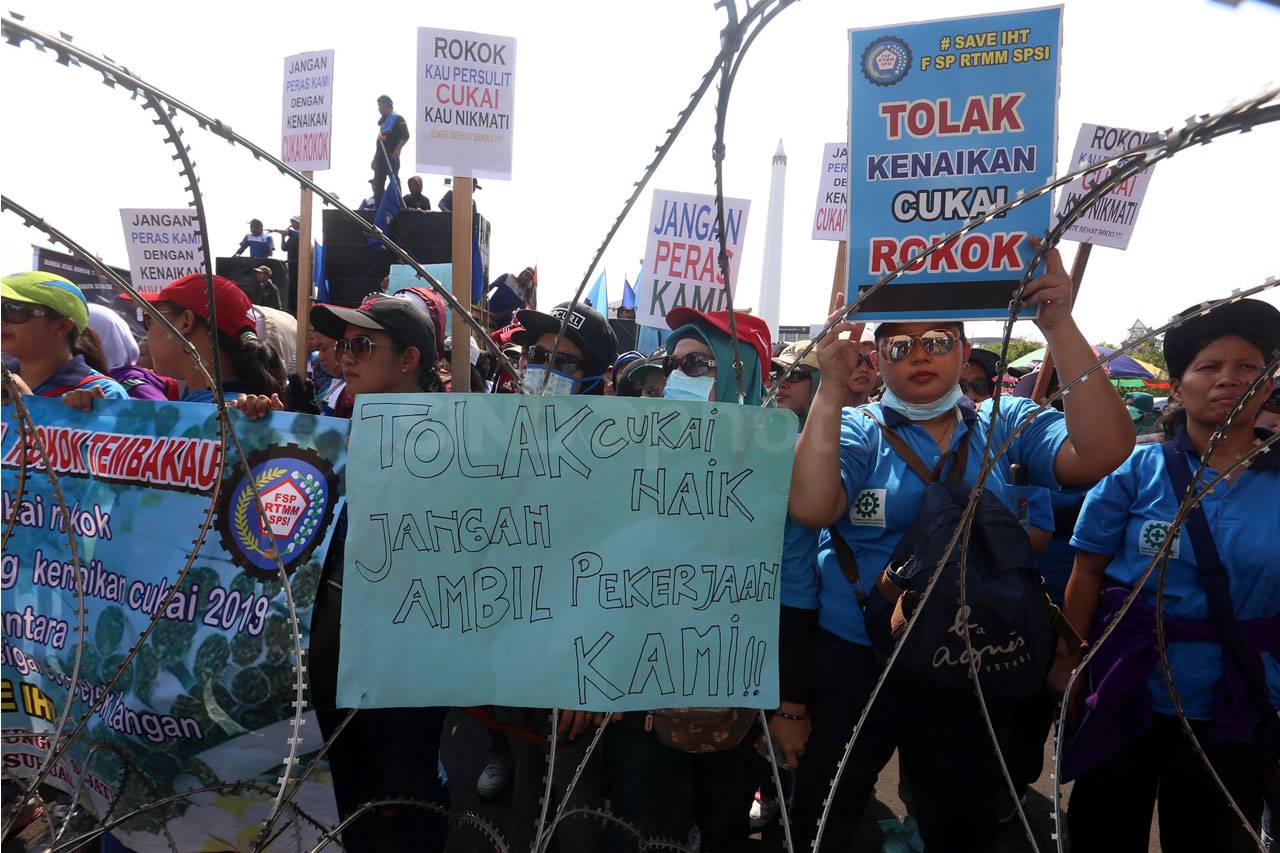 Pekerja Rokok Tolak...