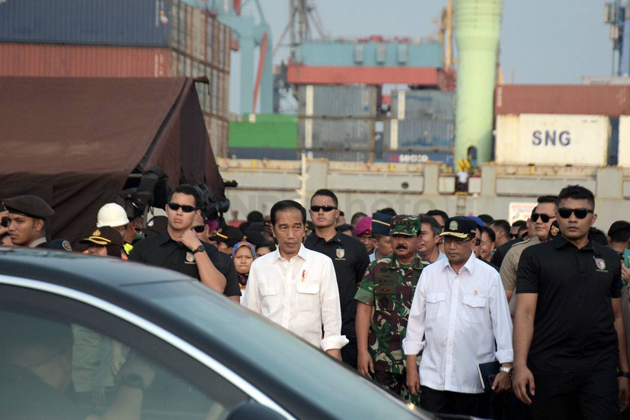 Presiden Jokowi Kembali...