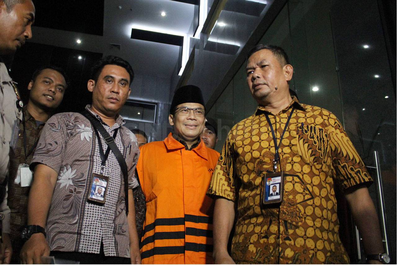 KPK Resmi Menahan Wakil...