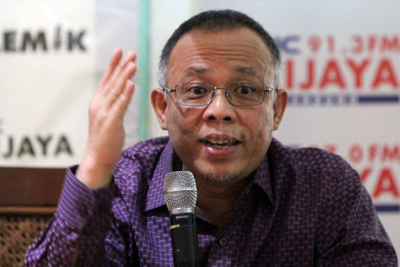 Polemik Trijaya: Awan...