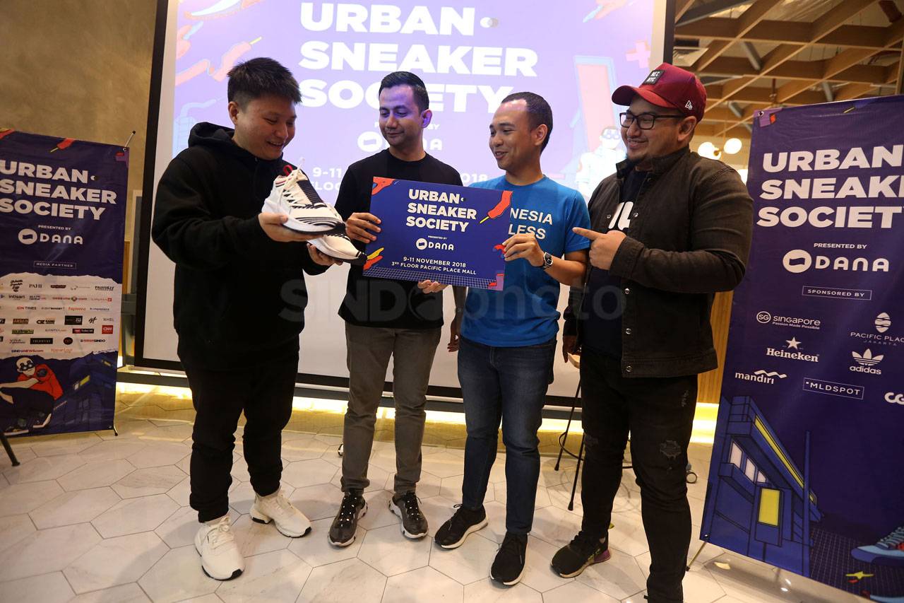 Urban Sneaker Society...