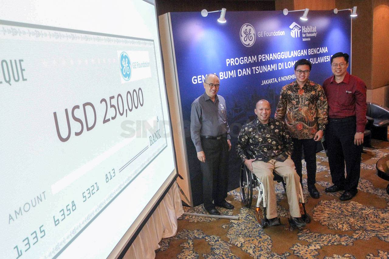 GE Foundation Serahkan...