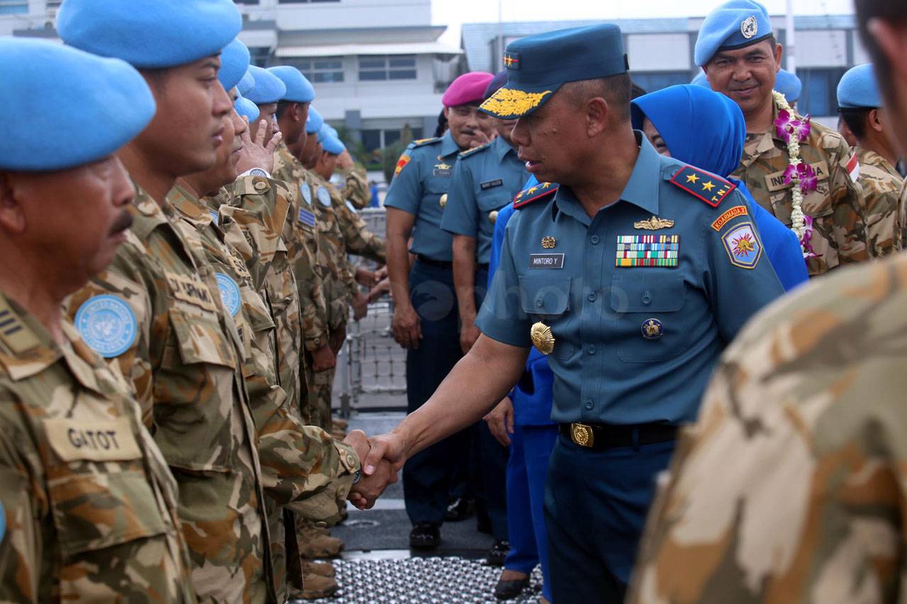 Satgas Maritim TNI Konga...