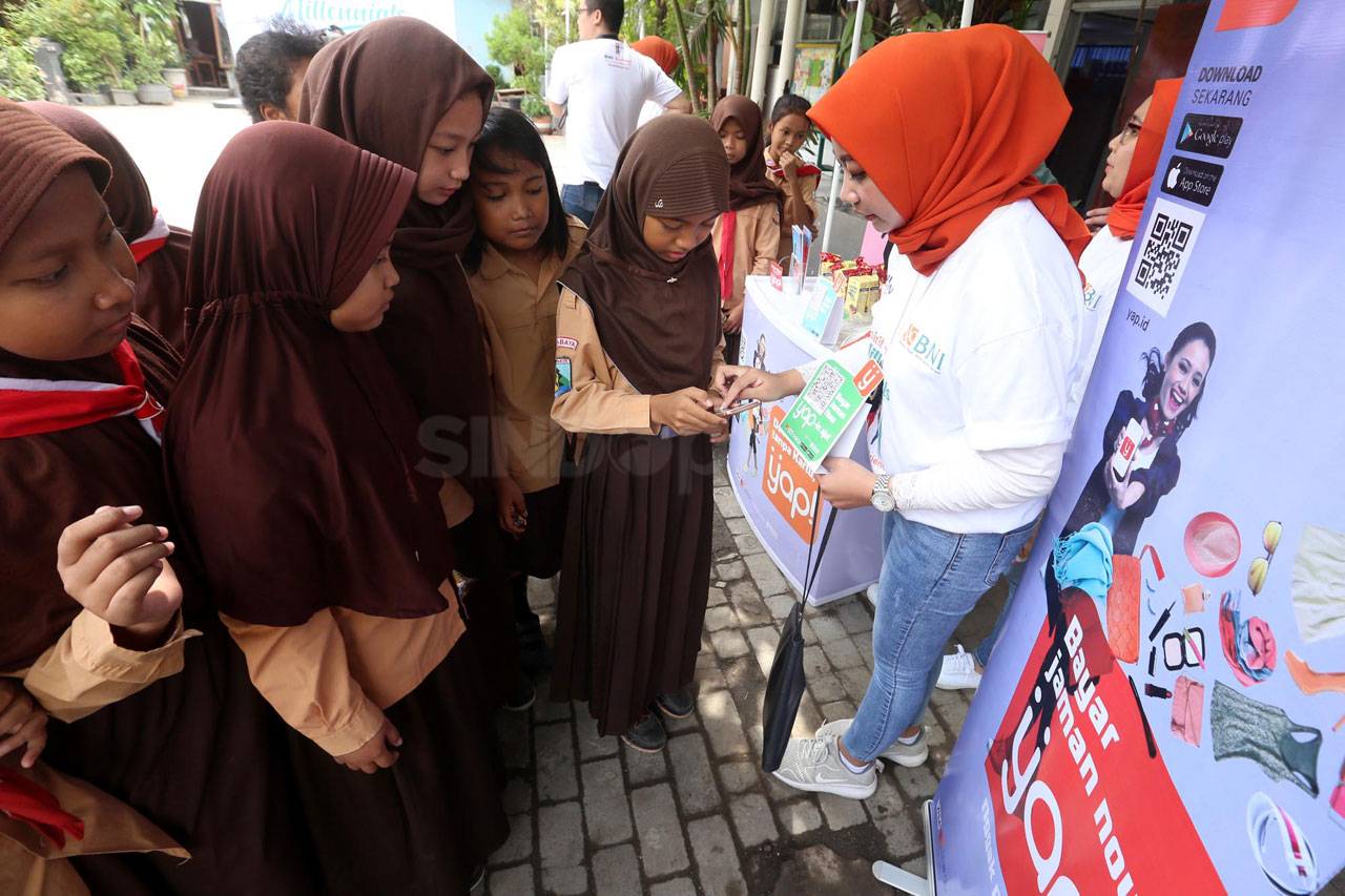 Keseruan Karyawan Millenial...