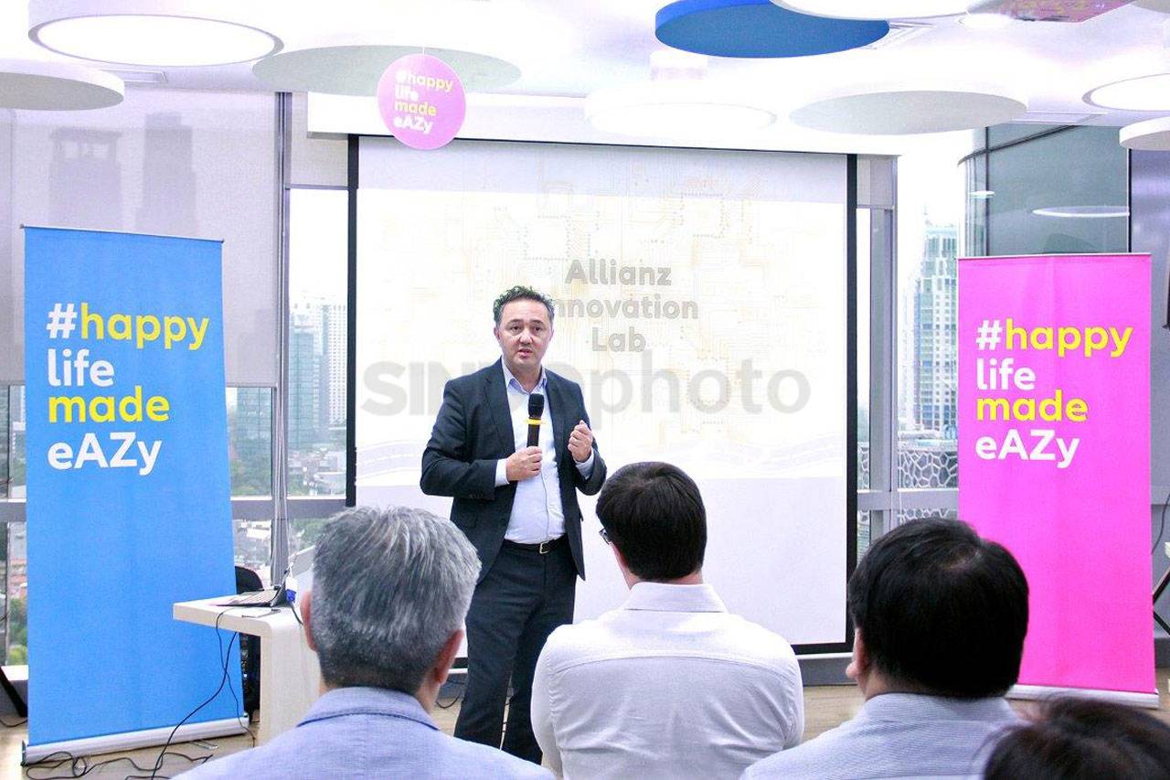 Peresmian Allianz Innovation...