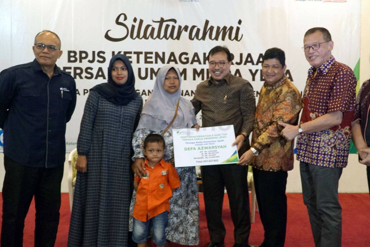 Sosialisasi Program...