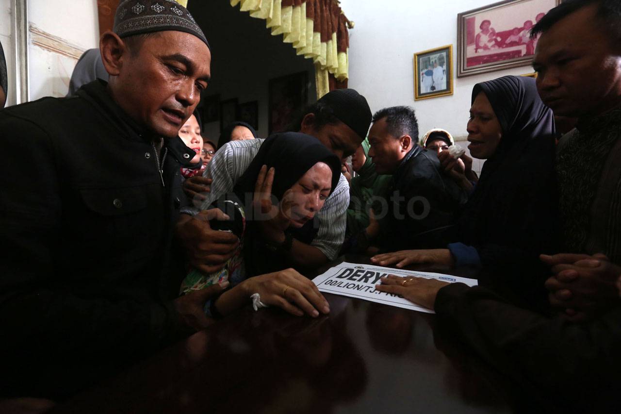 Isak Tangis Sambut Kedatangan...