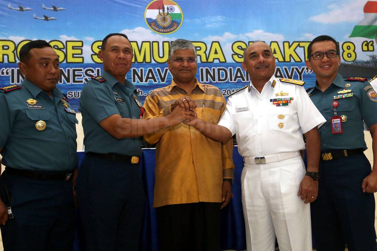TNI AL dan Indian Navy...