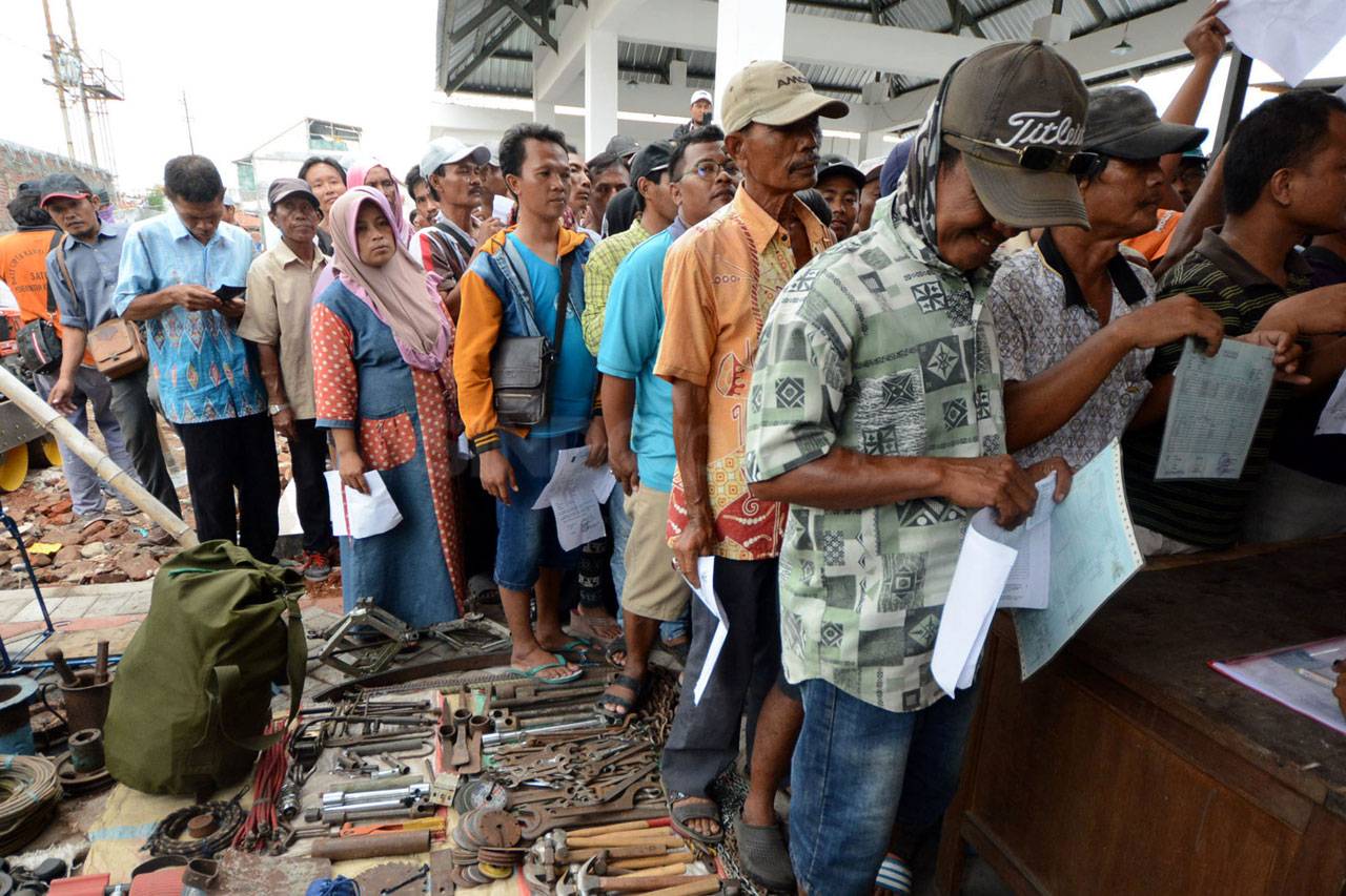 Ratusan PKL Gembong...