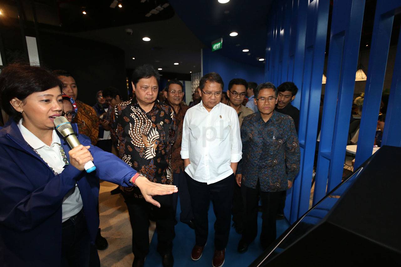 Menkominfo dan Menperin...