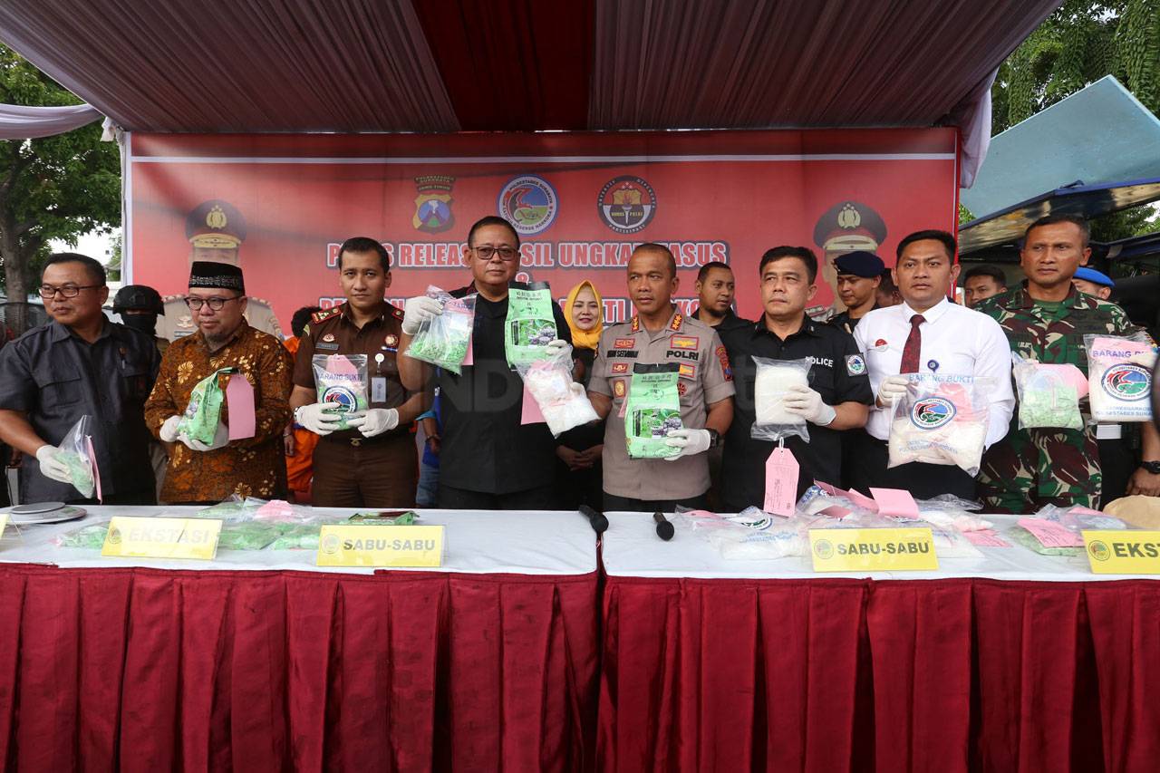 Polrestabes Surabaya...