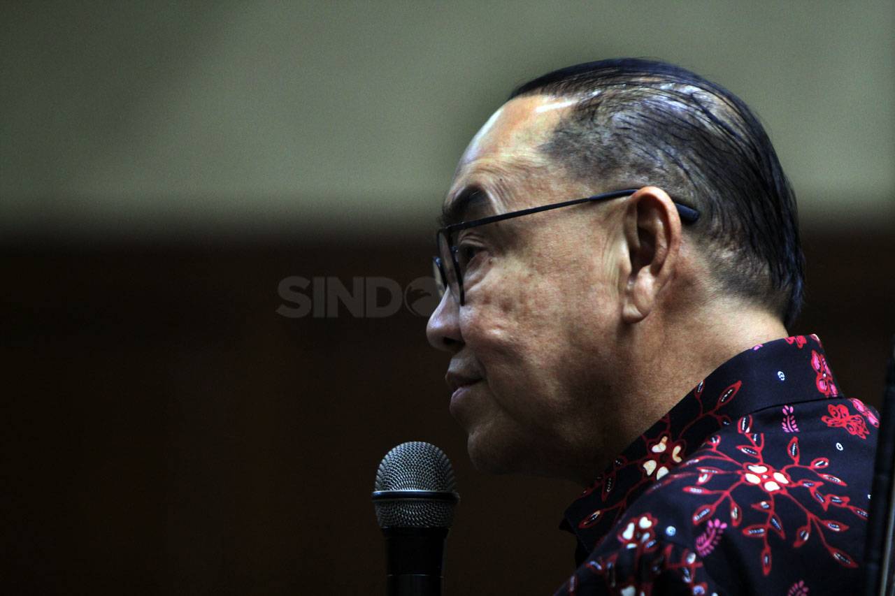 Johannes Budisutrisno...