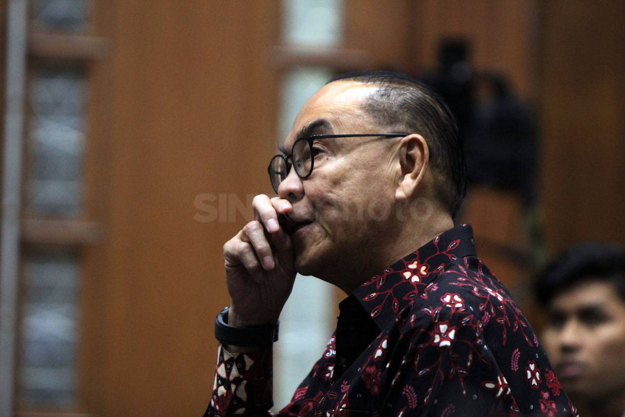 Johannes Budisutrisno...
