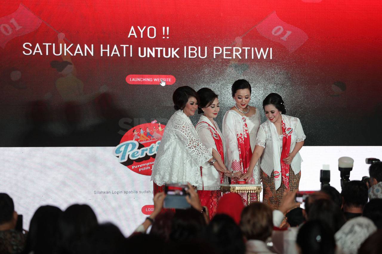 Relawan Pertiwi Deklarasikan...