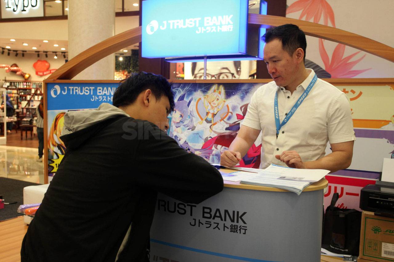 J Trust Bank Tawarkan...