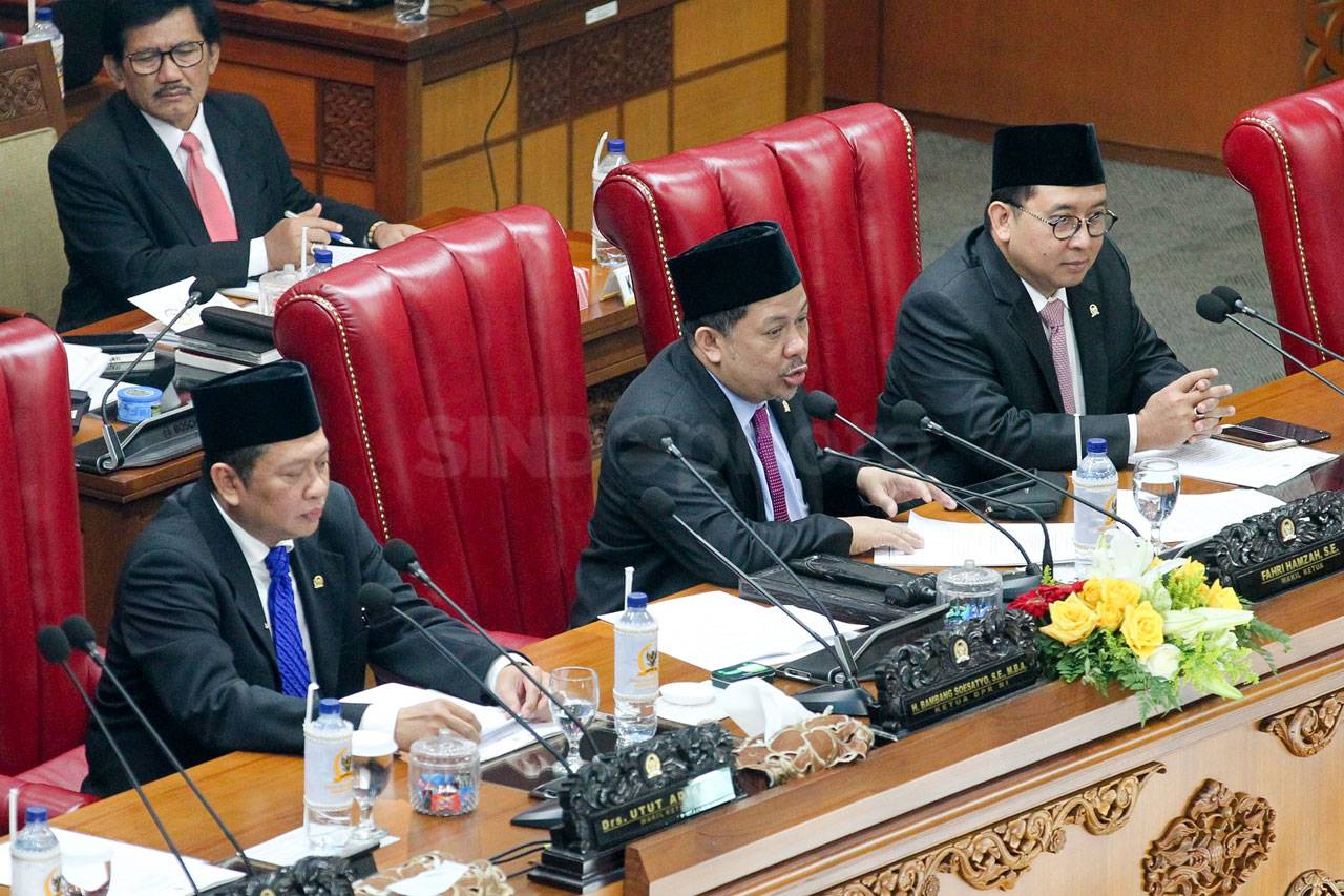 Ketua DPR Lantik Eddy...