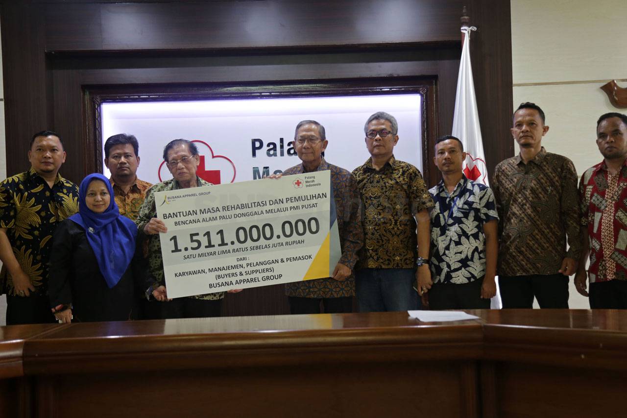 PMI Terima Donasi dari...
