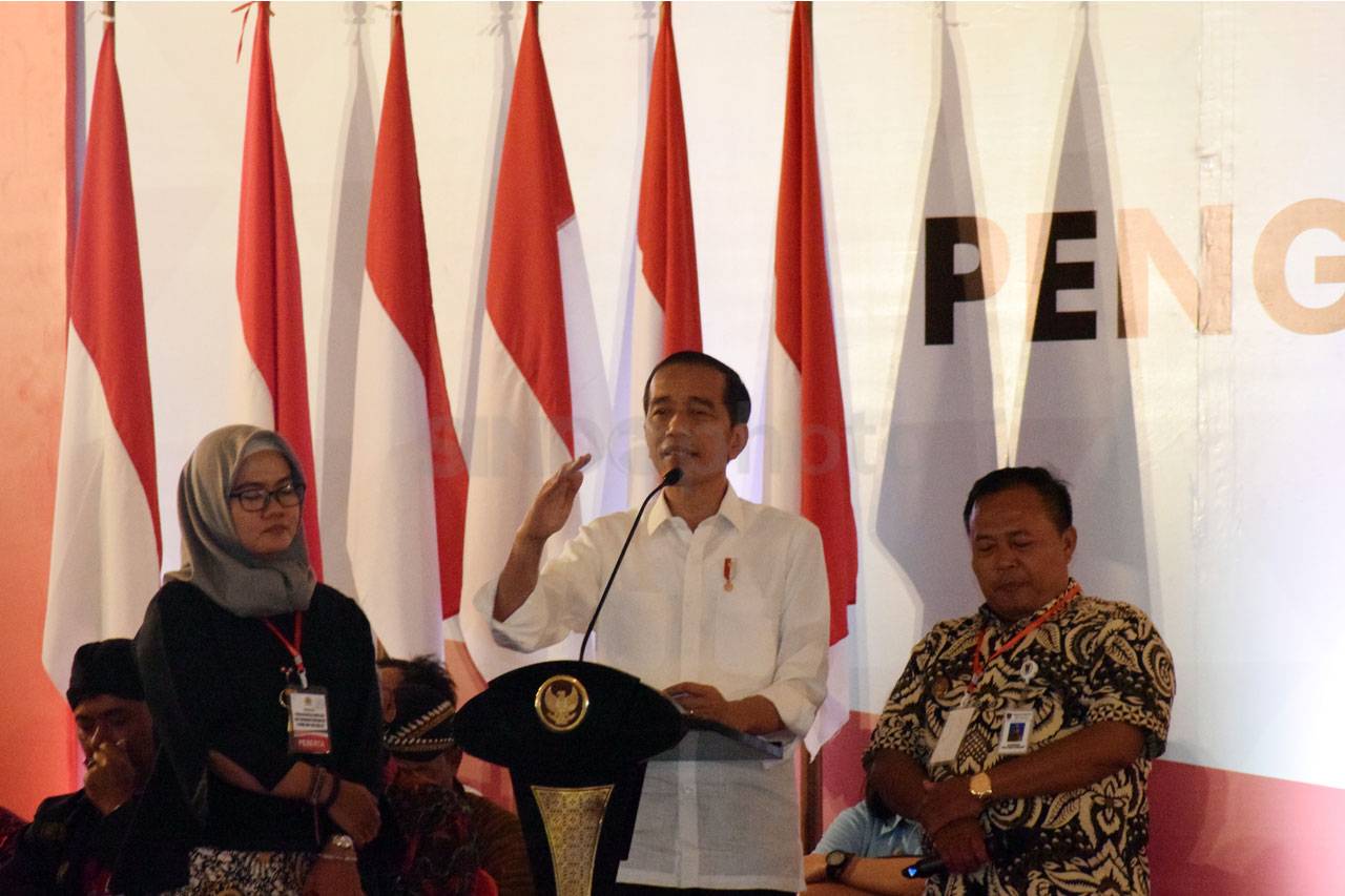 Presiden Jokowi hadiri...