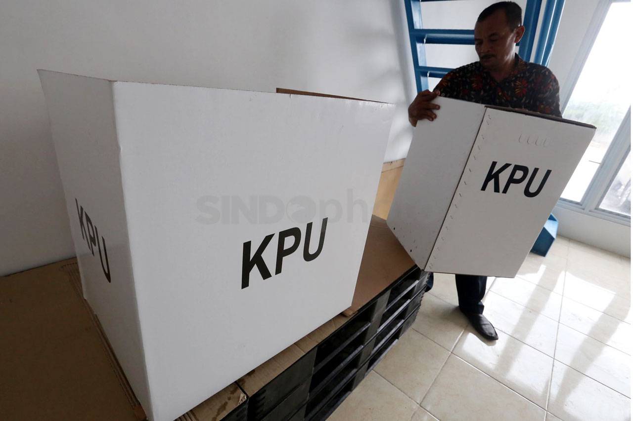 KPU Surabaya Siapkan...