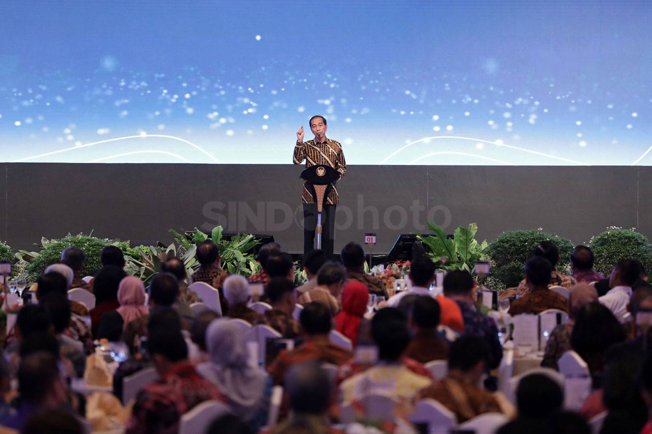 Presiden Jokowi Hadiri...