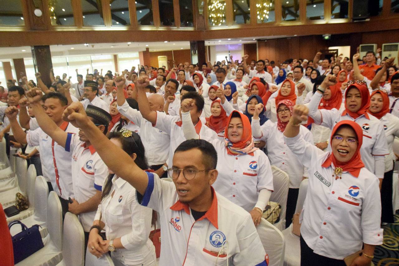 HT Bekali Caleg Jateng...