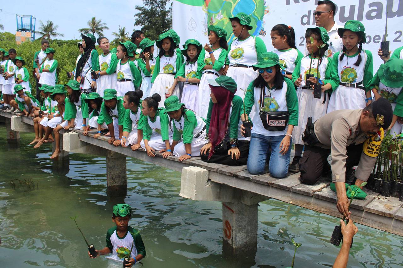 Nusantara Regas Tanam...