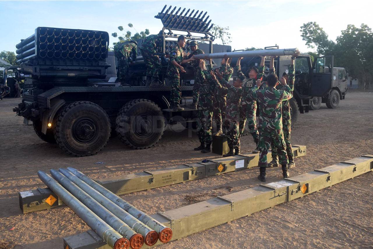 Panglima TNI Tinjau...