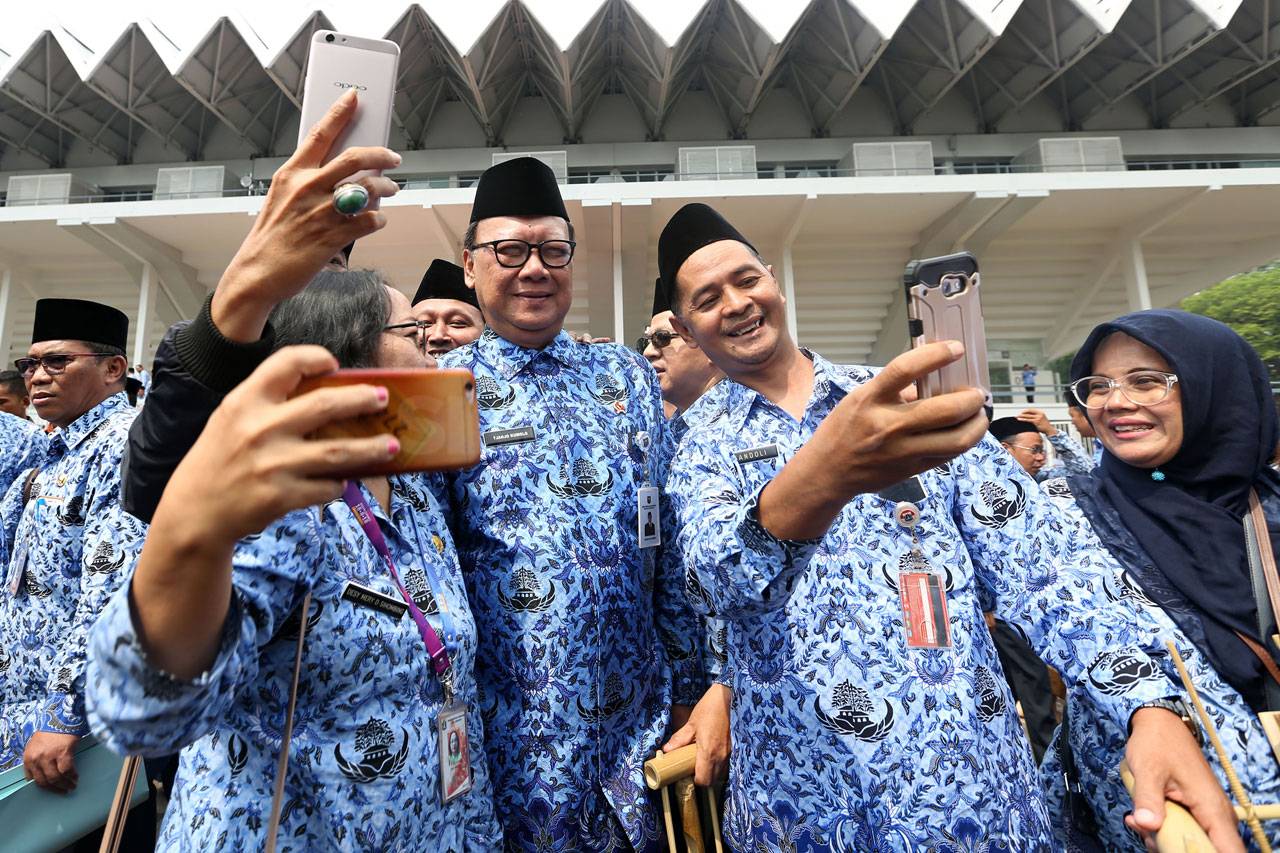 Presiden Jokowi Hadiri...