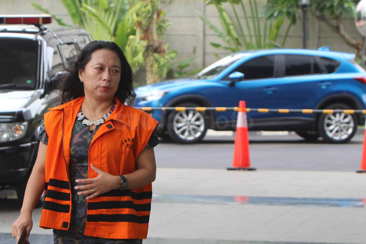 Erni Farida Jalani Pemeriksaan...
