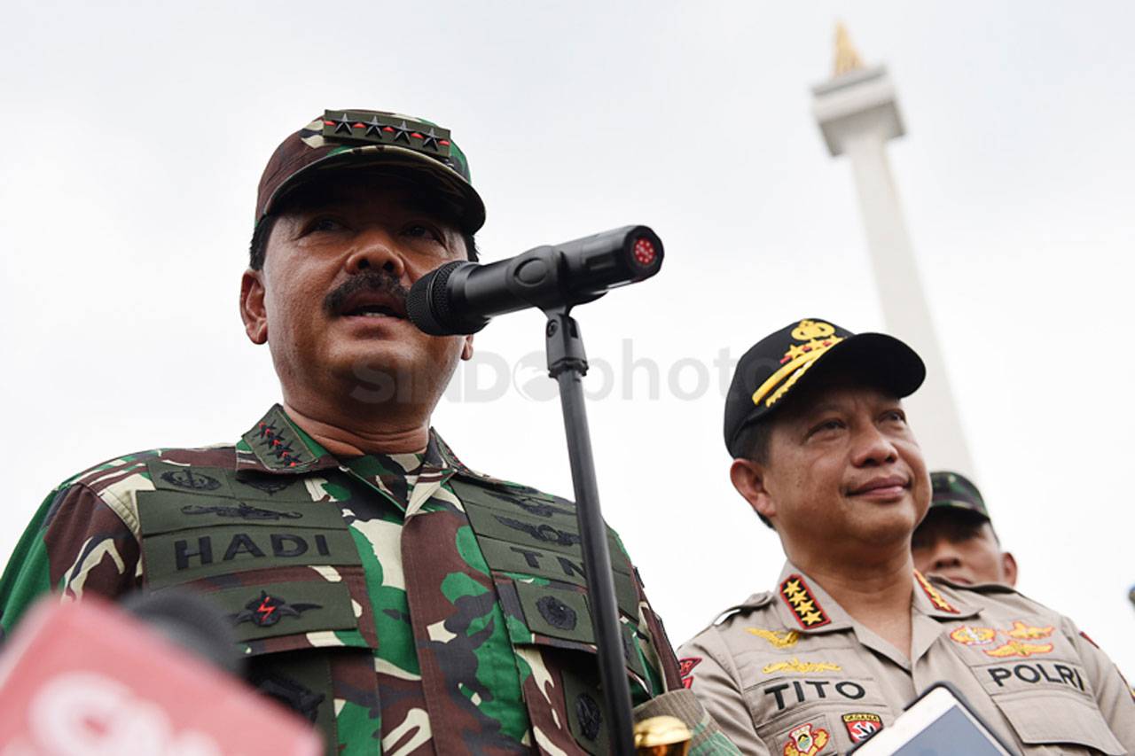Kapolri Hadiri Apel...
