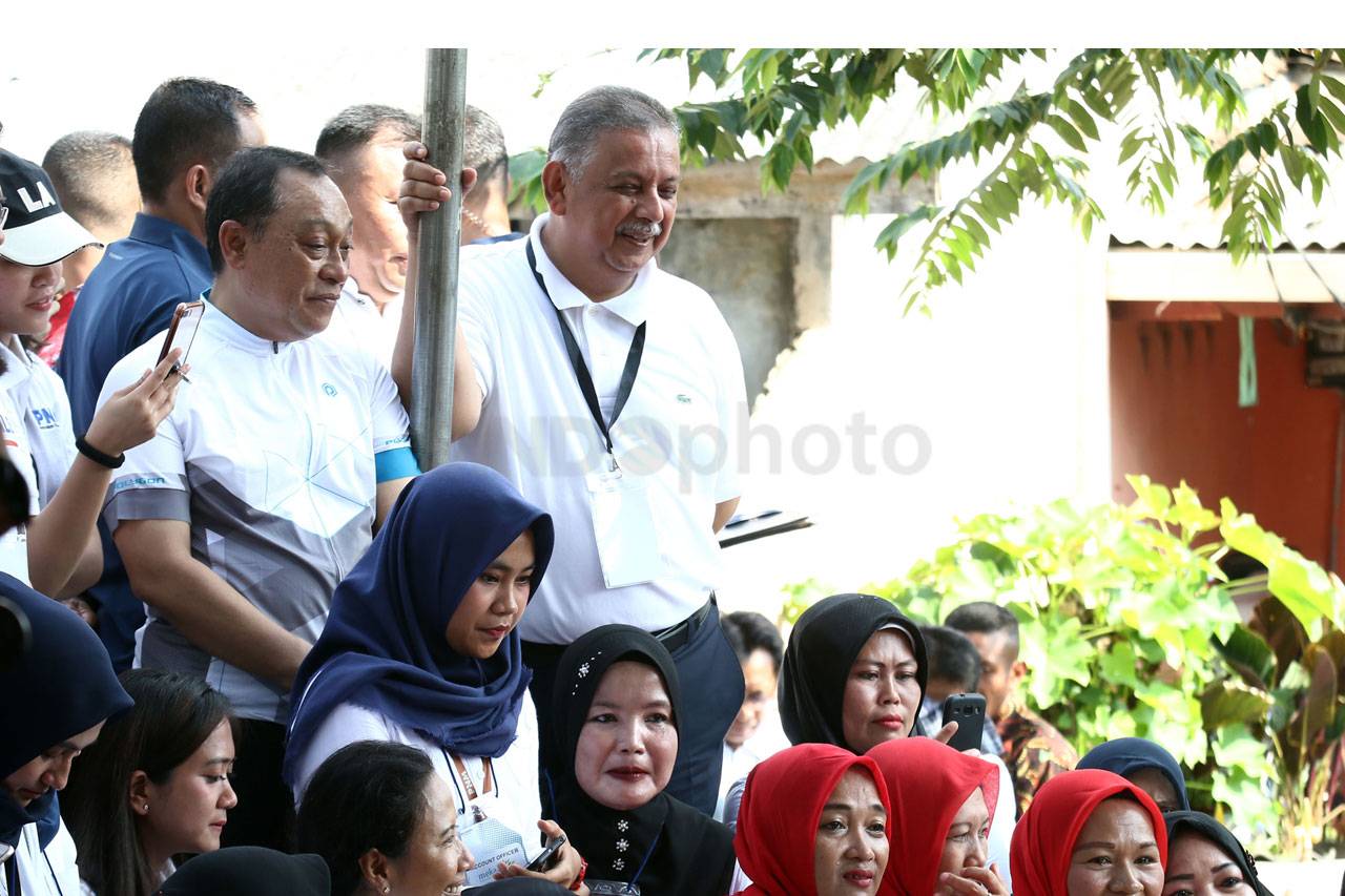 Jokowi Hadiri Penyambungan...