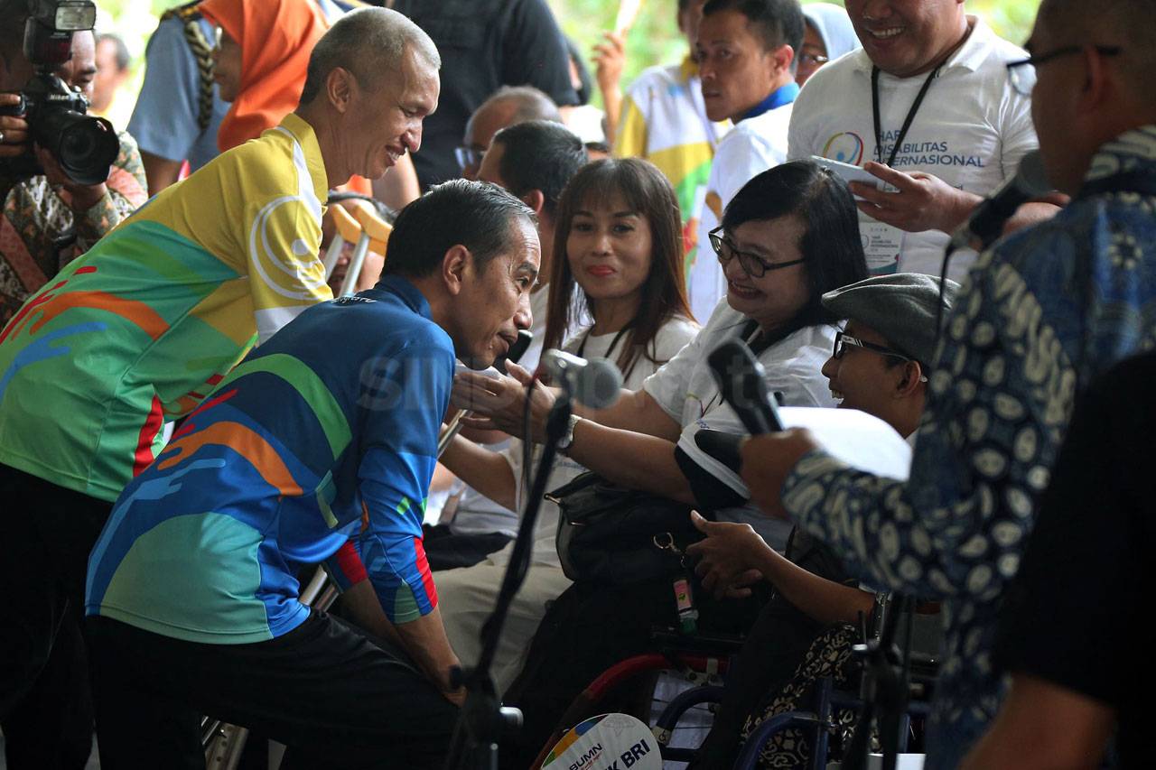 Presiden Jokowi Hadiri...