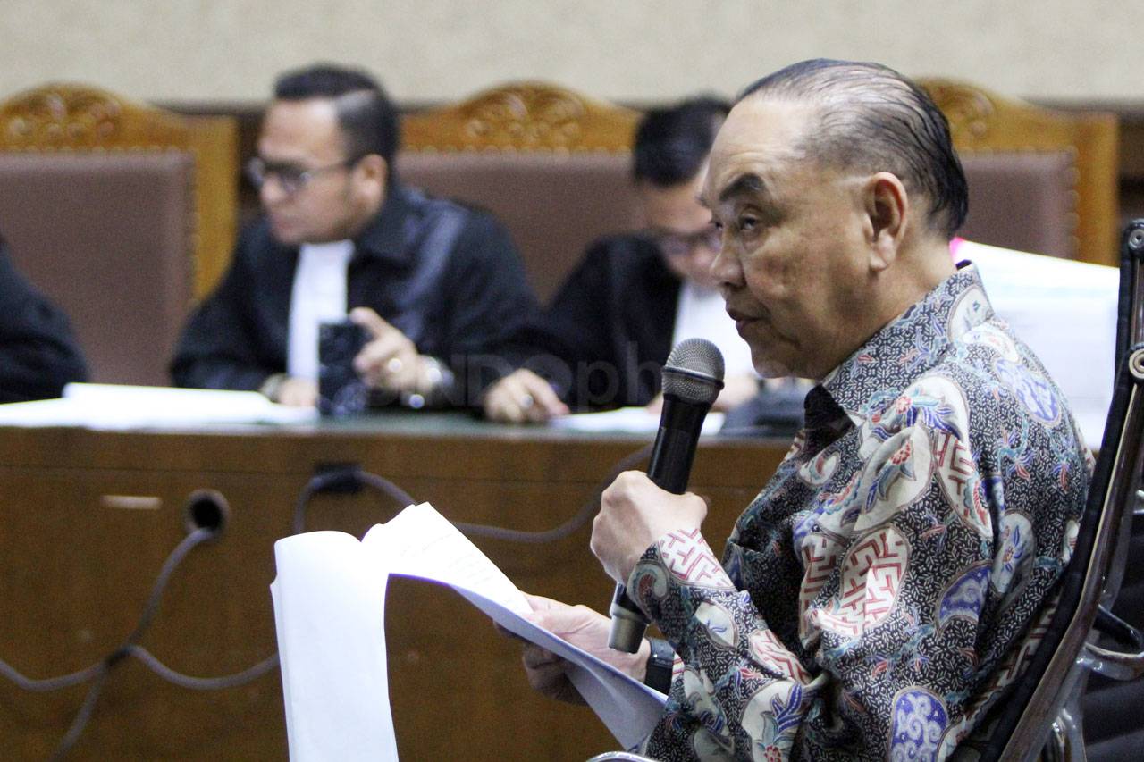 Pengusaha Johannes Budisutrisno...