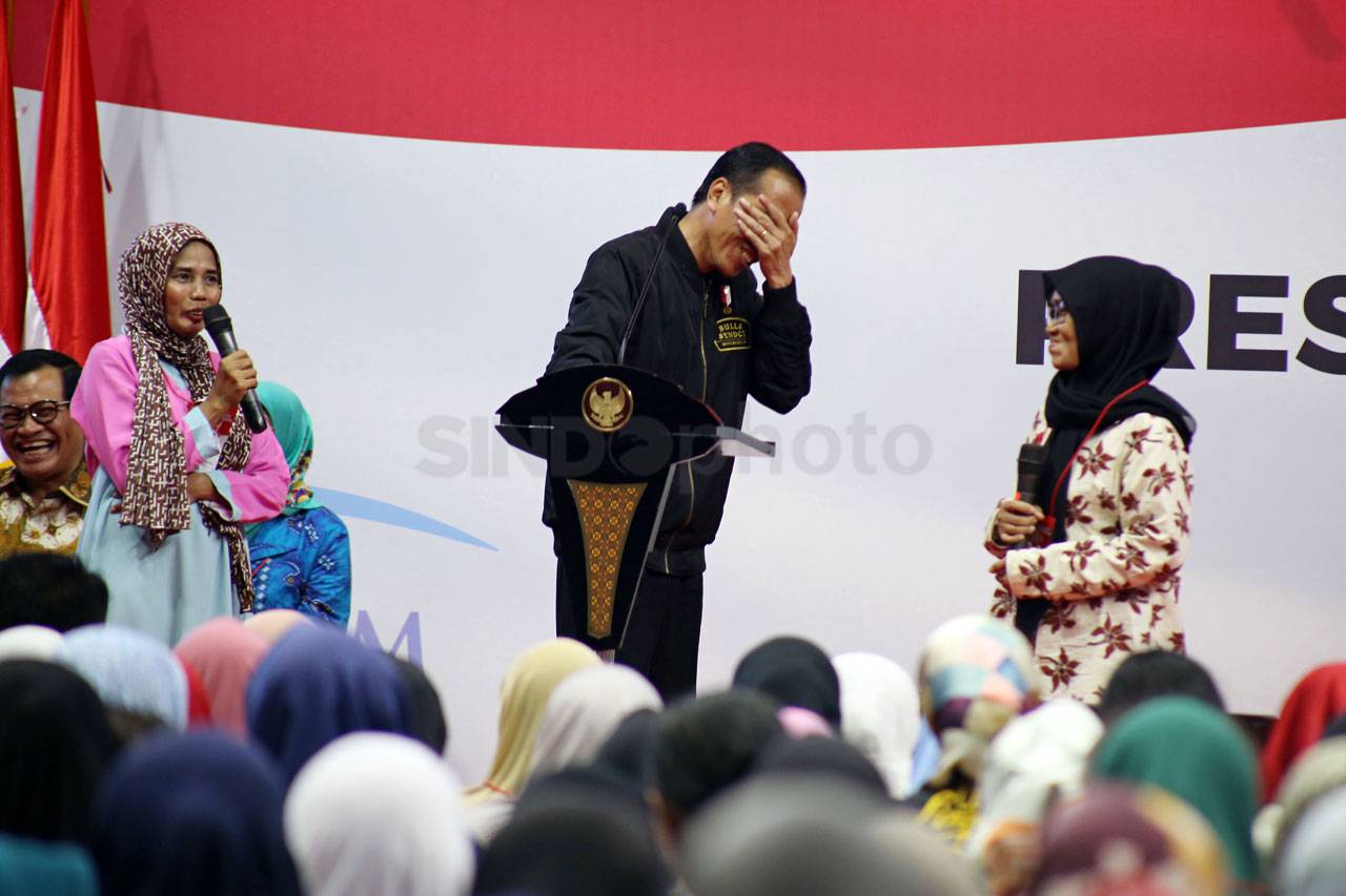 Presiden Jokowi Hadiri...