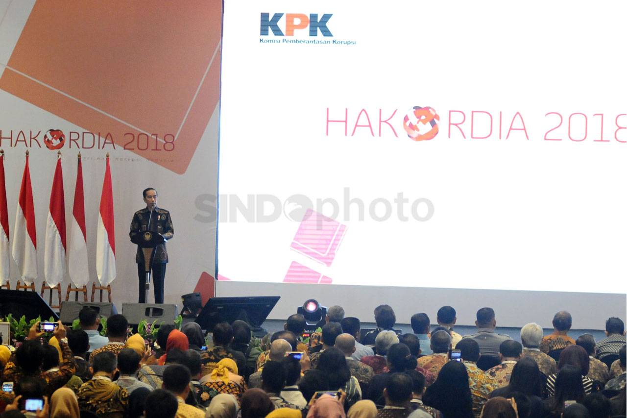 Presiden Jokowi Buka...
