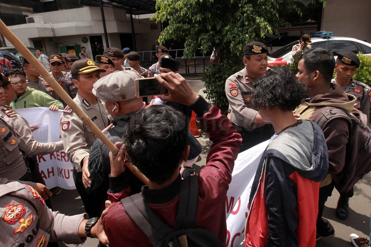 Massa ABADI Indonesia...