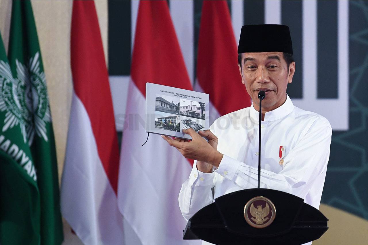 Presiden Jokowi Hadiri...