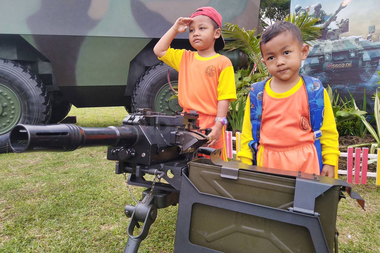 Pameran Alutsista Meriahkan...
