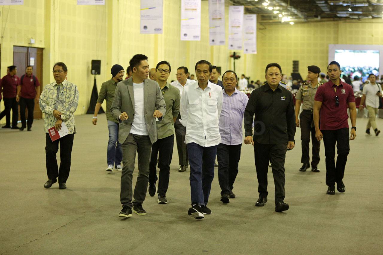 Presiden Jokowi Hadiri...