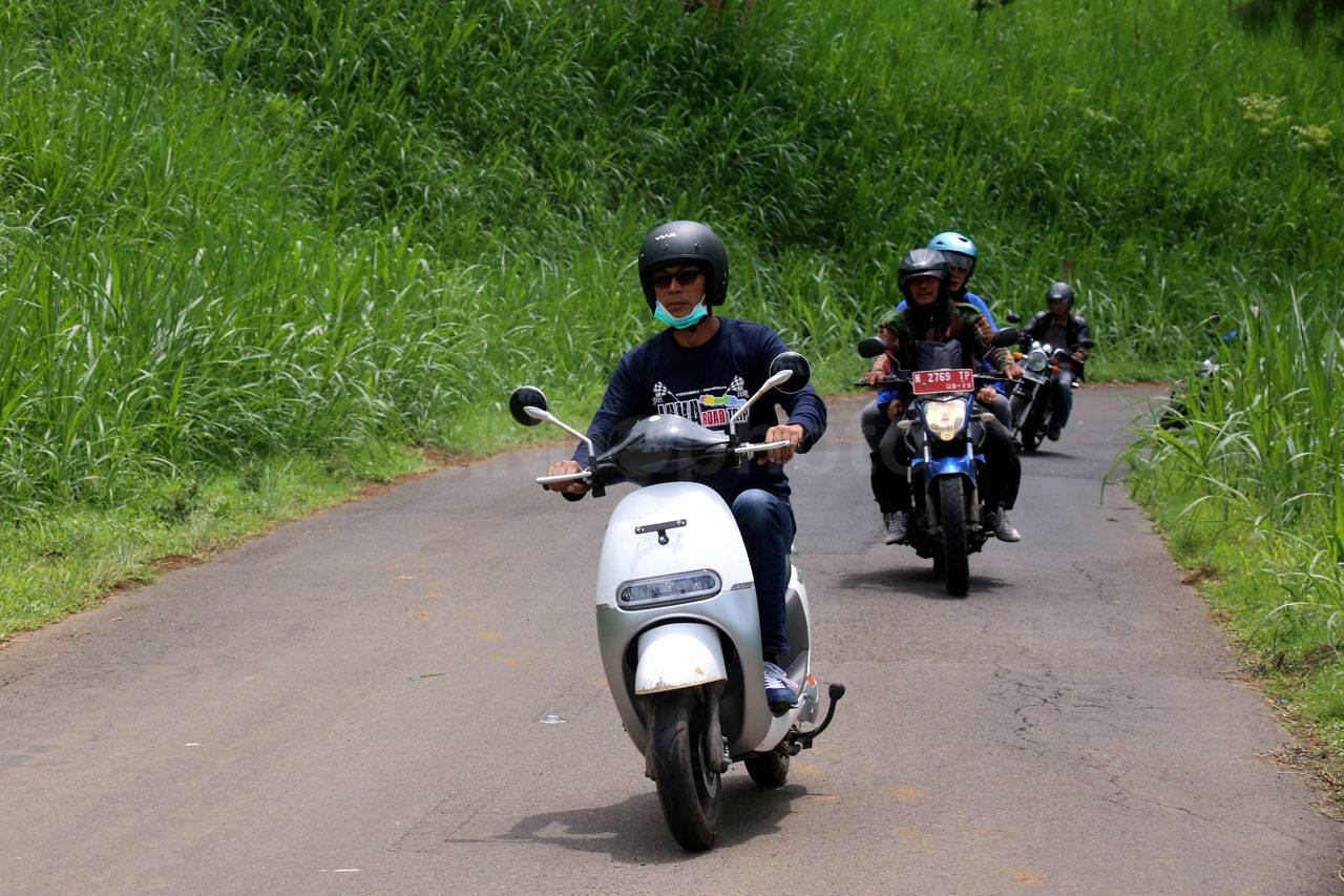 Java Road Trip Jelajahi...