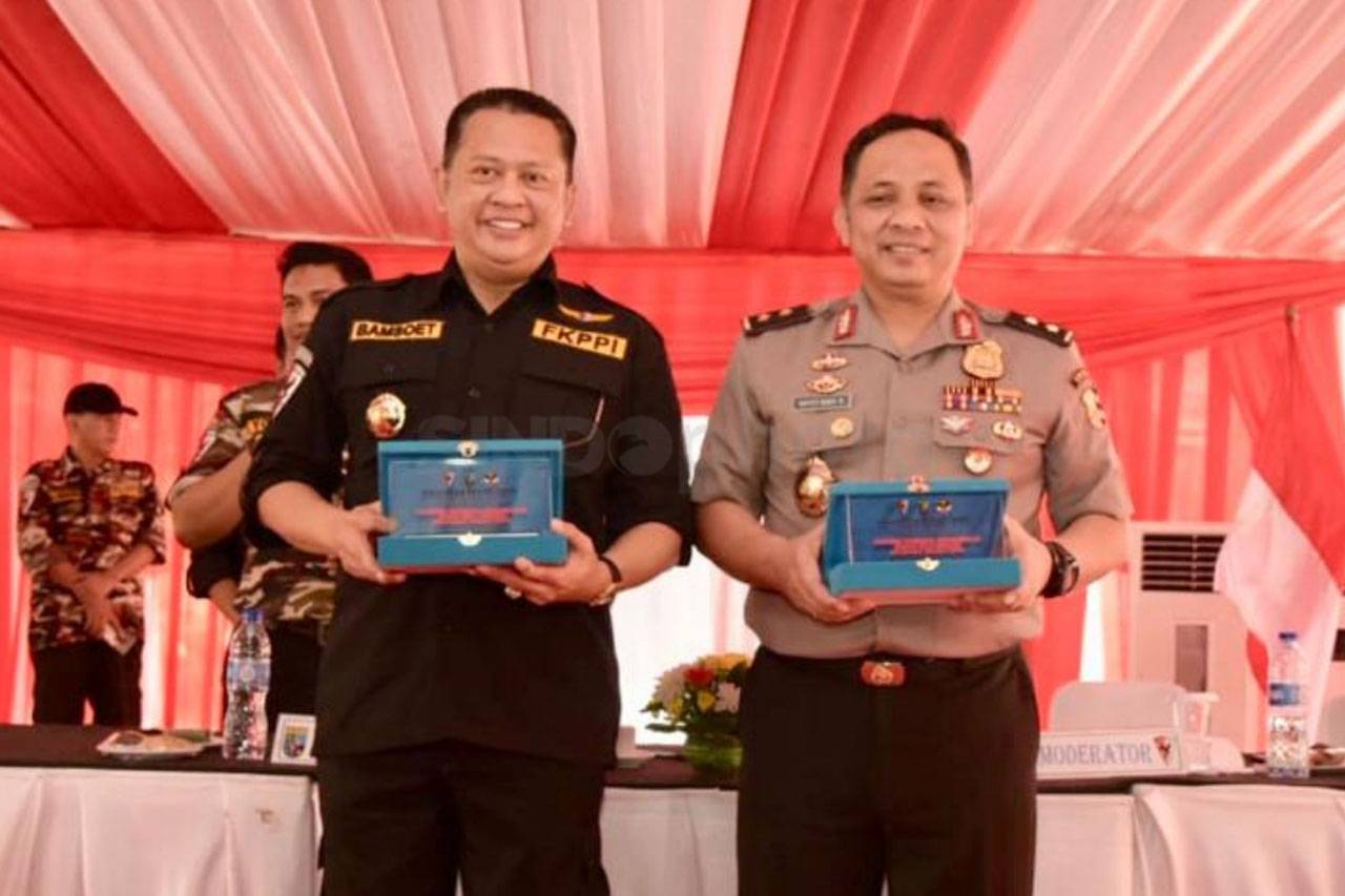 Bambang Soesatyo Hadiri...