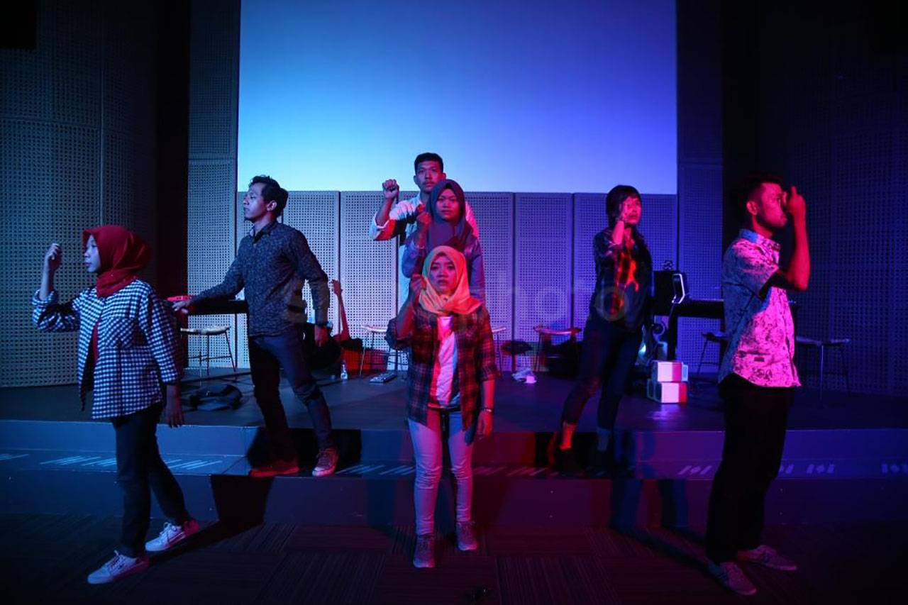 Peserta Program Seniman...